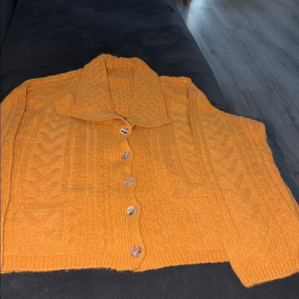Matta Mustard Cable Knit Cardigan - Picture 3 of 6